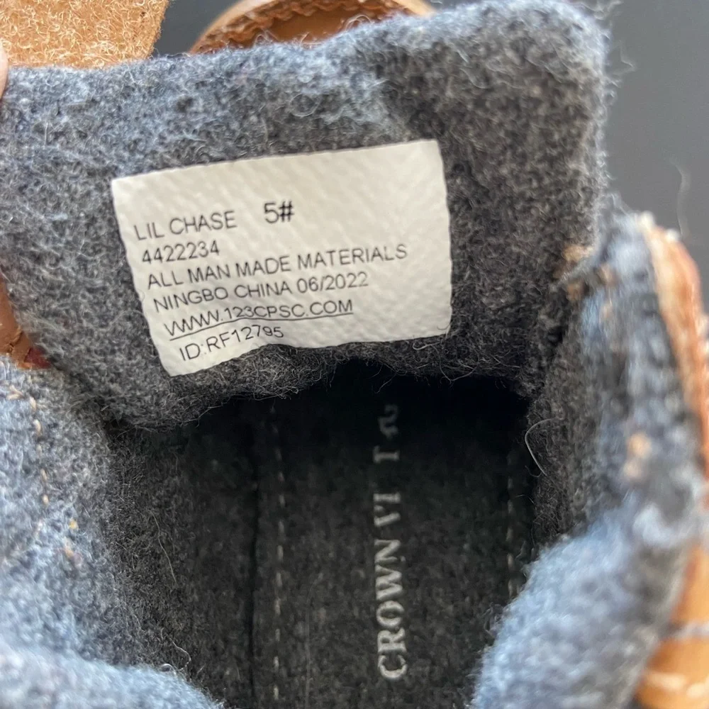 Crown Vintage Toddler Boots size 5